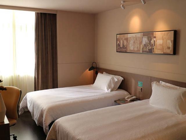 Jinjiang Inn Select Xining West Wusi Road New Hualian Square エクステリア 写真